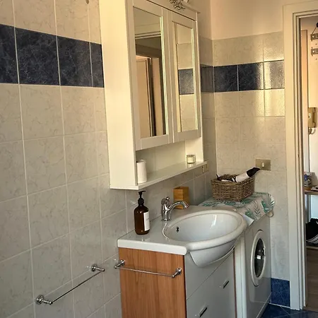 Apartment Via Delle Ghiacciaie House Florence